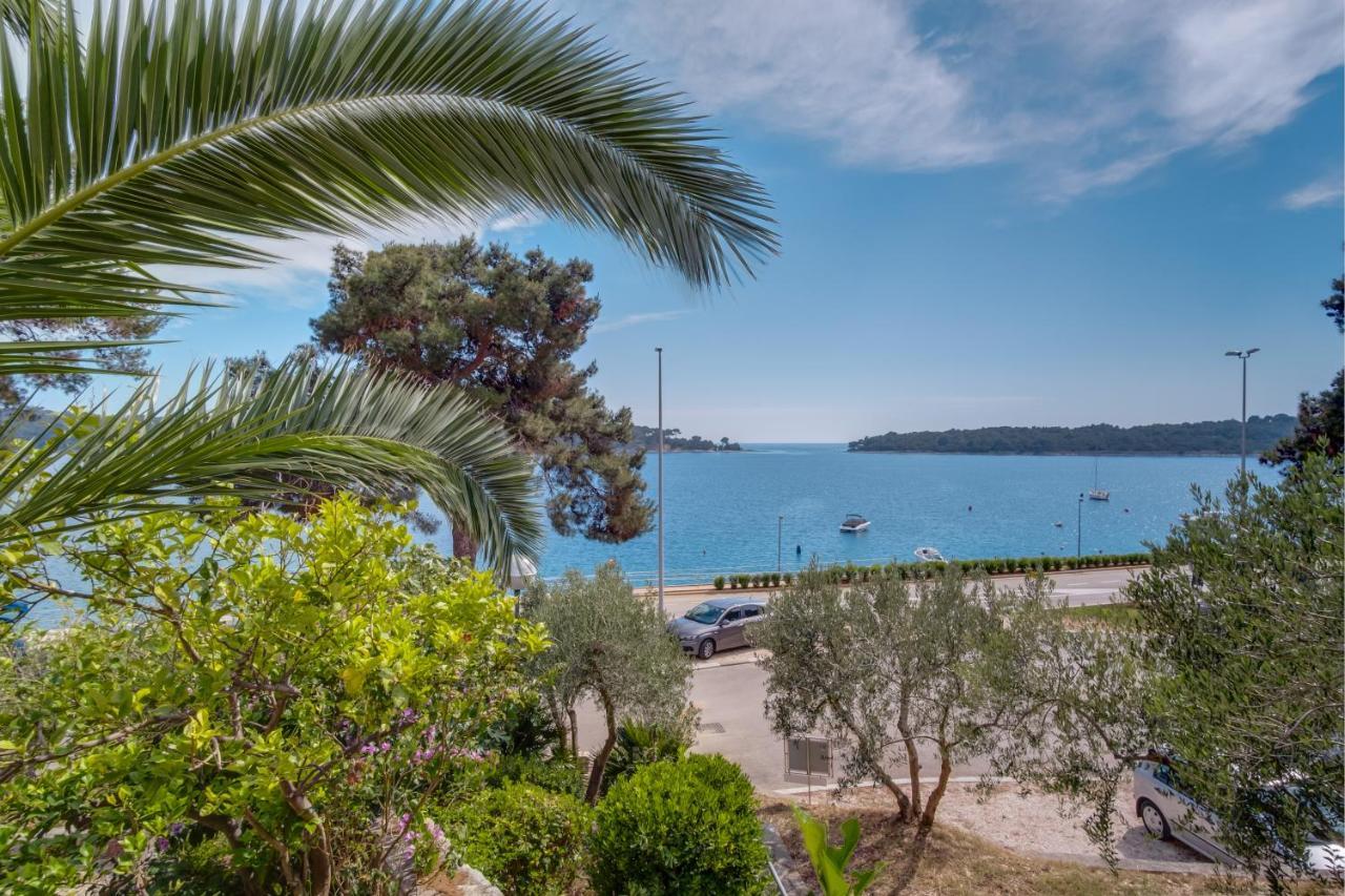 Apartments Villa Julija Mali Lošinj Exterior foto