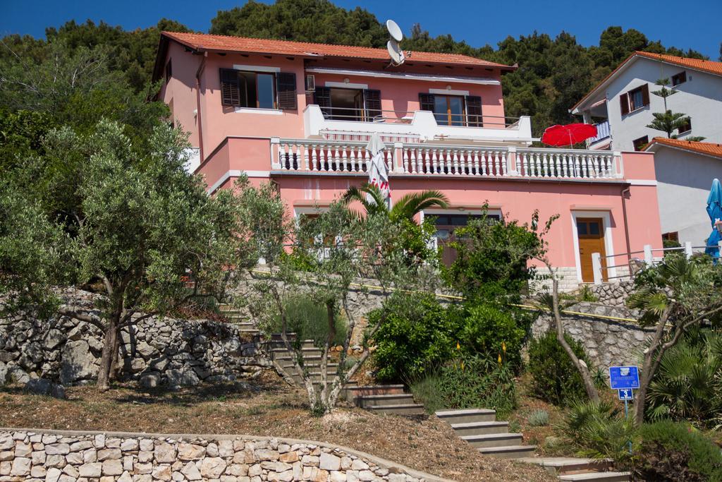 Apartments Villa Julija Mali Lošinj Exterior foto